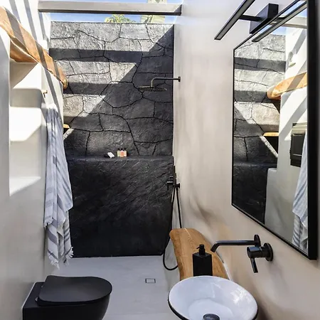 Villa Arithera In Santorini