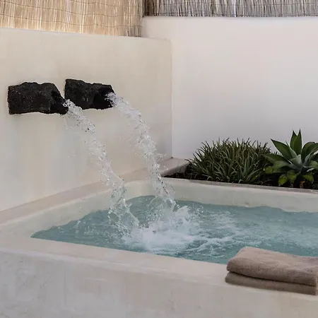 Villa Arithera In Santorini